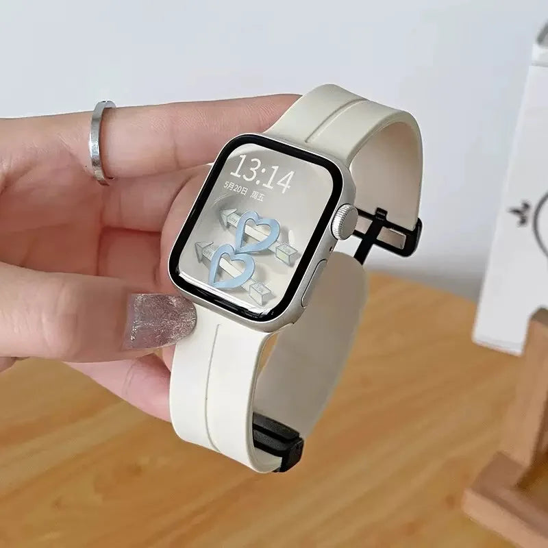 Starlight Silicone Magnetic Strap For Apple Watch Ultra2 9 8 7 SE 6 5 Correa Sports Band For iwatch 49mm 41mm 45mm 40 44 38 42