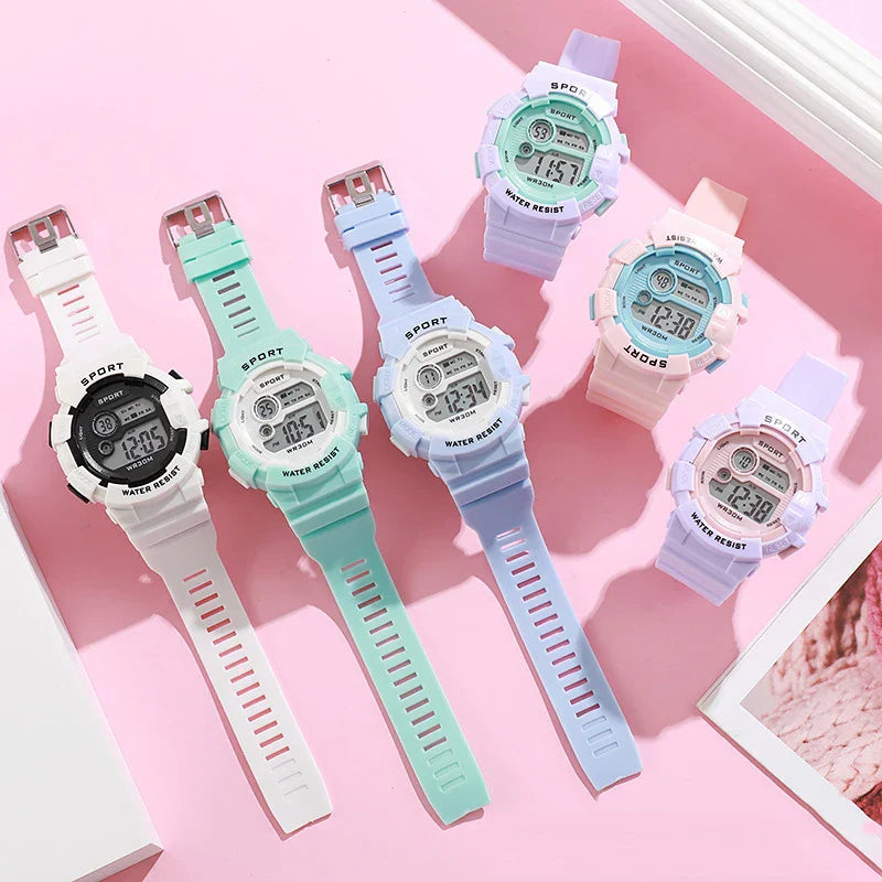 MAYZHISU किड्स डिजिटल घडी फेसन स्टुडेन्ट स्पोर्ट्स वाच उज्यालो अलार्म घडी पुरुष उपहारको लागि बहुकार्यात्मक इलेक्ट्रोनिक घडी