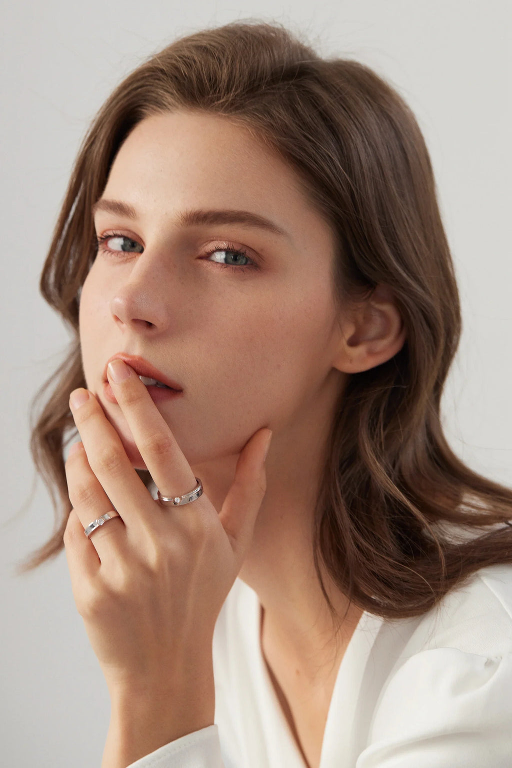 VGR ७०५ एपिलेटर प्रोफेशनल एपिलेटर हेयर रिमूभर रिचार्जेबल हेयर रिमूभर महिला हेयर रिमूभर पोर्टेबल इलेक्ट्रिक एपिलेटर